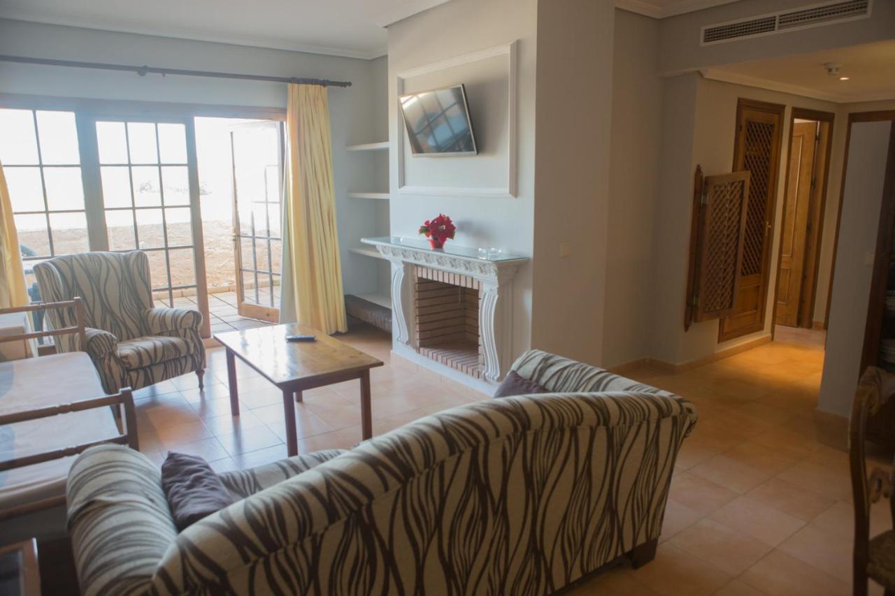 Apartamentos Turisticos Bahia Sur ซานเฟร์นันโด ภายนอก รูปภาพ